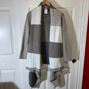 CHICO’S DRAPE FRONT COLOR BLOCK LONG CARDIGAN New without tags